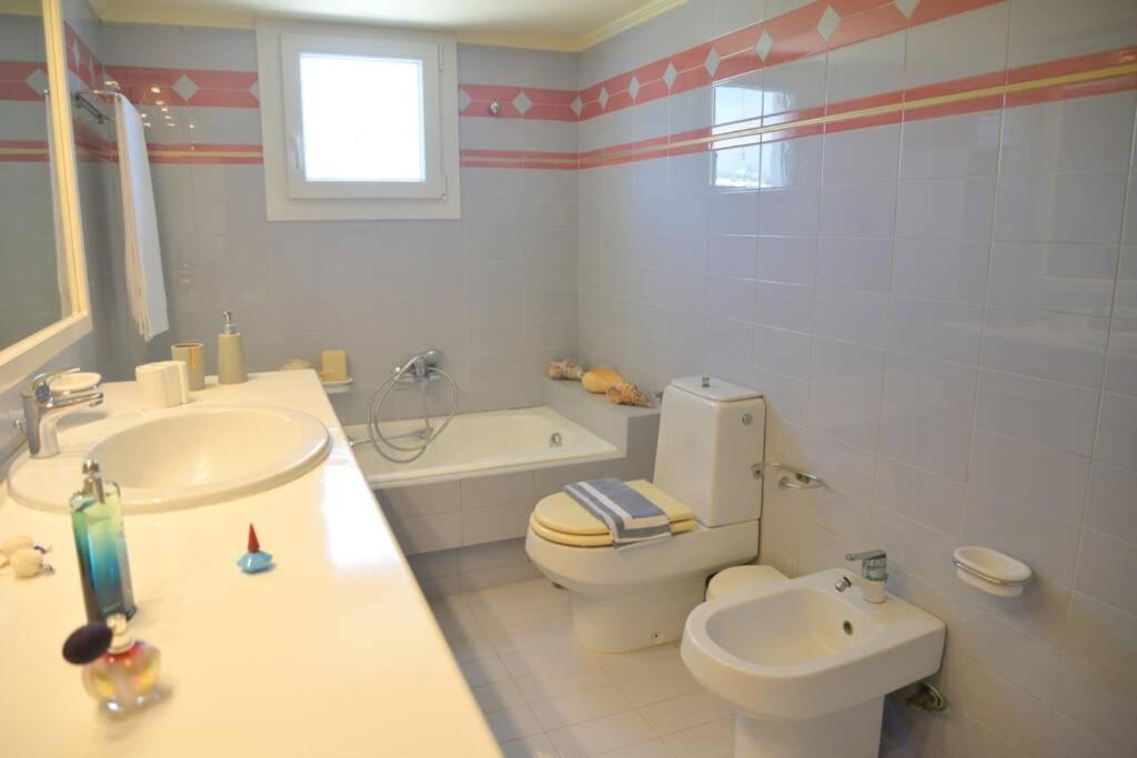 Esperos Seaside Suite In Adamas, Milos المظهر الخارجي الصورة