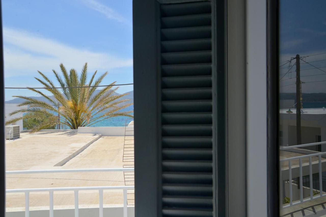 Esperos Seaside Suite In Adamas, Milos المظهر الخارجي الصورة