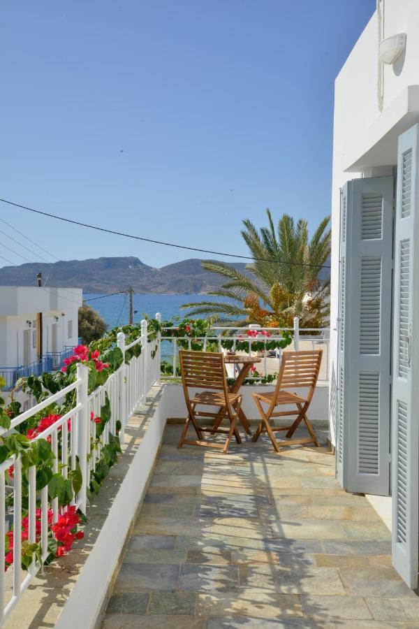 Esperos Seaside Suite In Adamas, Milos المظهر الخارجي الصورة